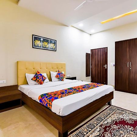 Fabhotel The Castle Homestay Dźajpur Zewnętrze zdjęcie