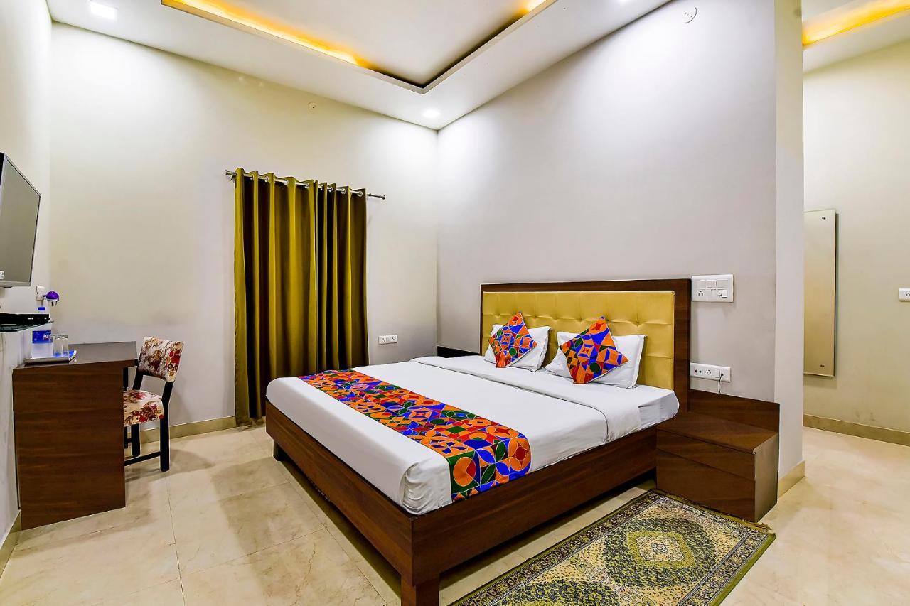 Fabhotel The Castle Homestay Dźajpur Zewnętrze zdjęcie